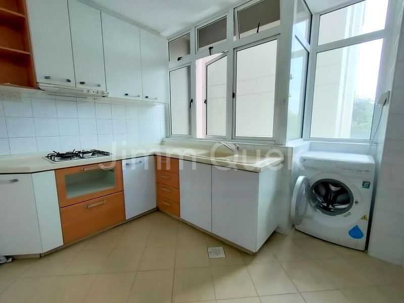 2 Bed Condo for Rent in  Balmoral Place - Image 2
